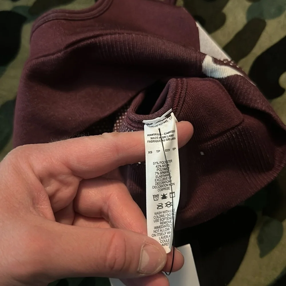 Nike Dri-FIT Indy Seamless Low Support Sports Bra: MAROON:NEW WITH TAGS: SIZE XS